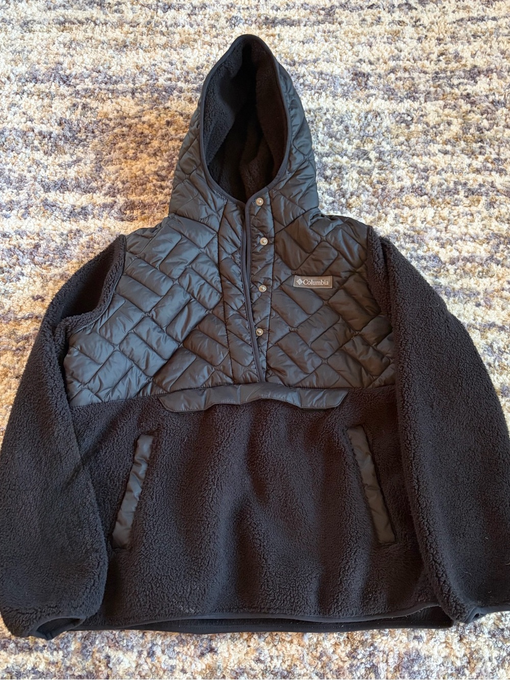 Columbia Women’s Cloud Point Hooded Fleece Pullover Black Quilted- L